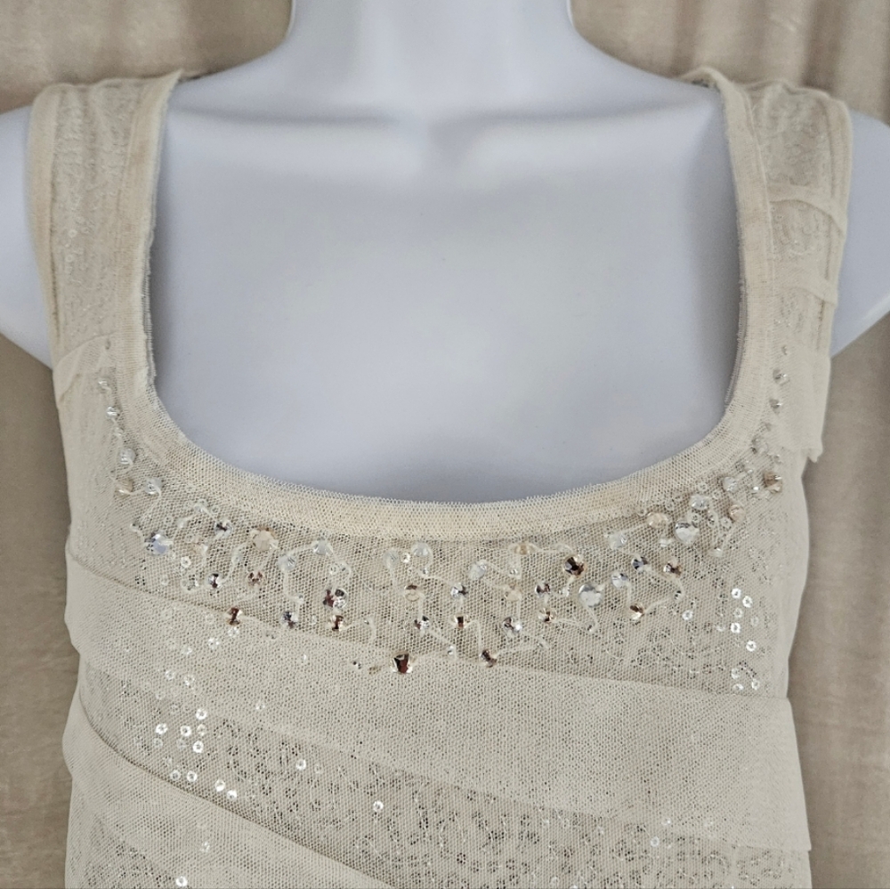 WHBM champagne ivory ruffled sequined tank top blouse Womens XLarge - Picture 6 of 9
